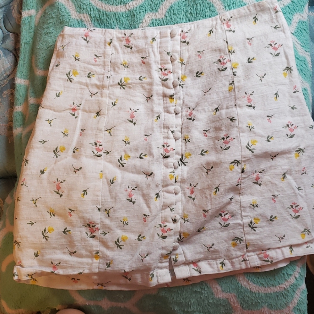 Forever 21 floral skirt